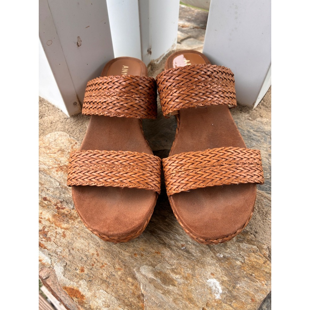 Anne Klein Akzala Cognac Brown Woven Wedge Sandals Womens 8.5M AK193017